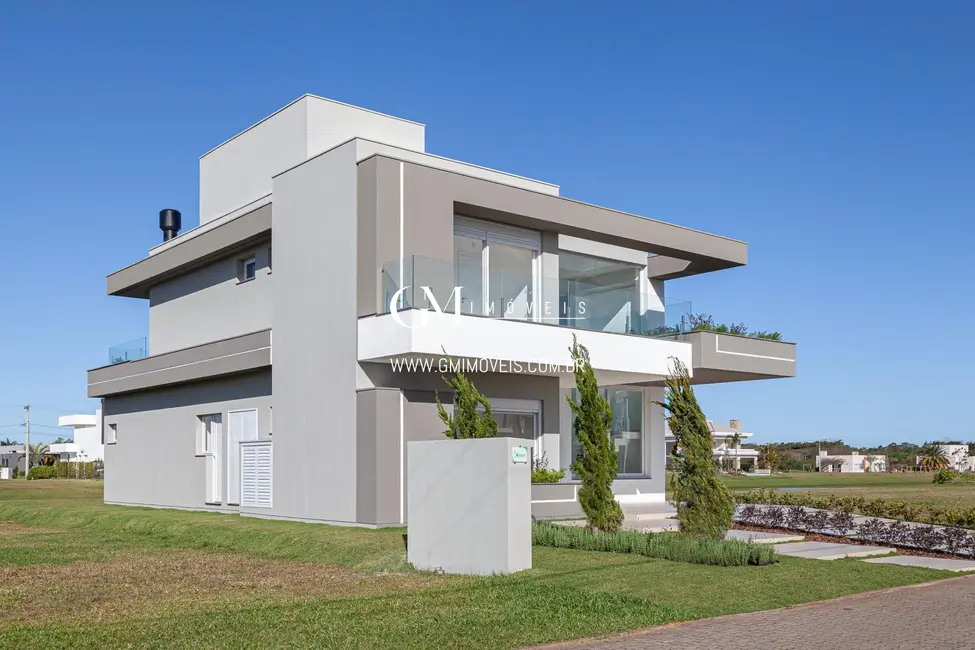 Foto 7 de Casa de Condomínio com 4 quartos à venda, 308m2 em Torres - RS