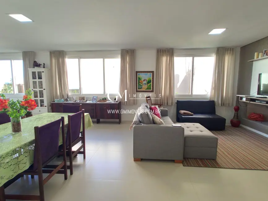 Foto 9 de Casa de Condomínio com 3 quartos à venda, 198m2 em Torres - RS