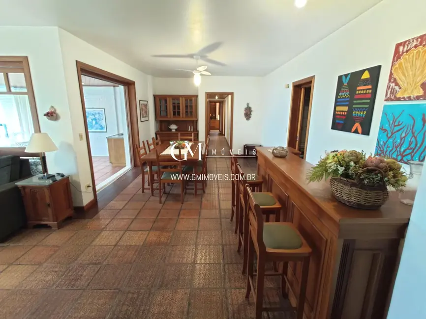 Apartamento com 4 quartos à venda, 172m2 em Torres - RS - imagem 2 Foto 2 de Apartamento com 4 quartos à venda, 172m2 em Torres - RS