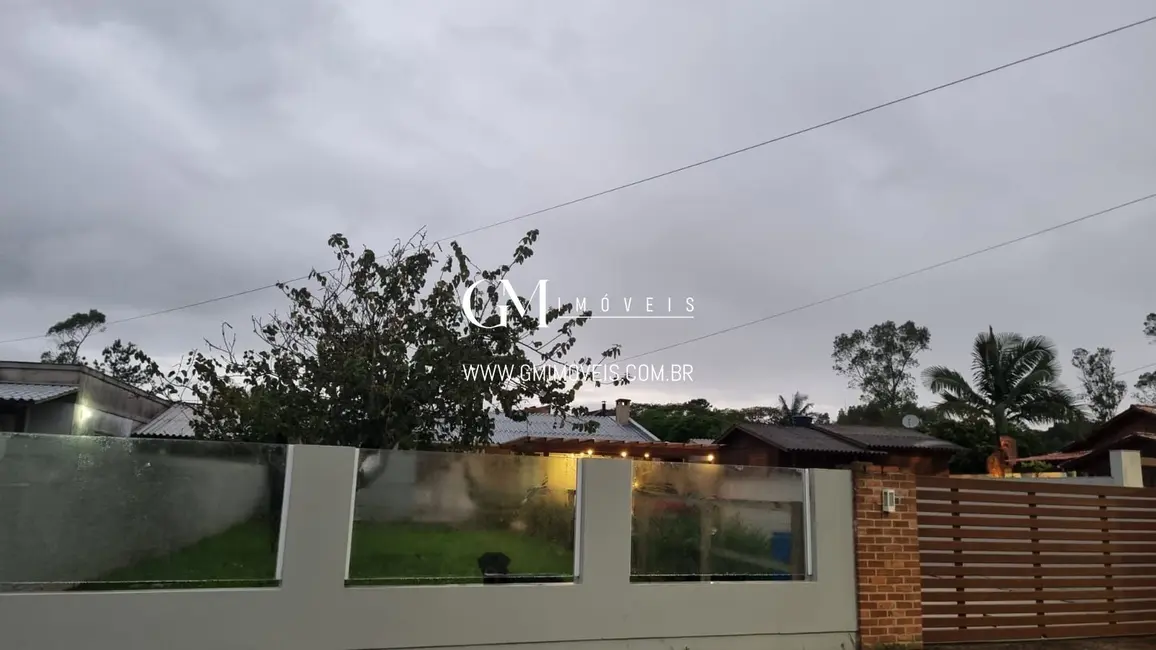 Casa com 2 quartos à venda, 100m2 em Torres - RS - imagem 4 Foto 4 de Casa com 2 quartos à venda, 100m2 em Torres - RS