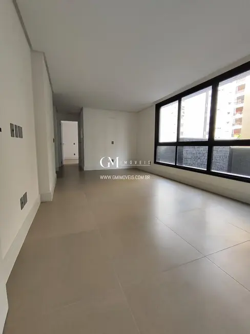 Foto 2 de Apartamento com 2 quartos à venda, 182m2 em Torres - RS