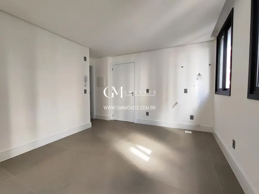 Foto 6 de Apartamento com 2 quartos à venda, 98m2 em Torres - RS