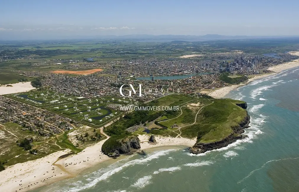 Foto 2 de Terreno / Lote à venda, 481m2 em Torres - RS