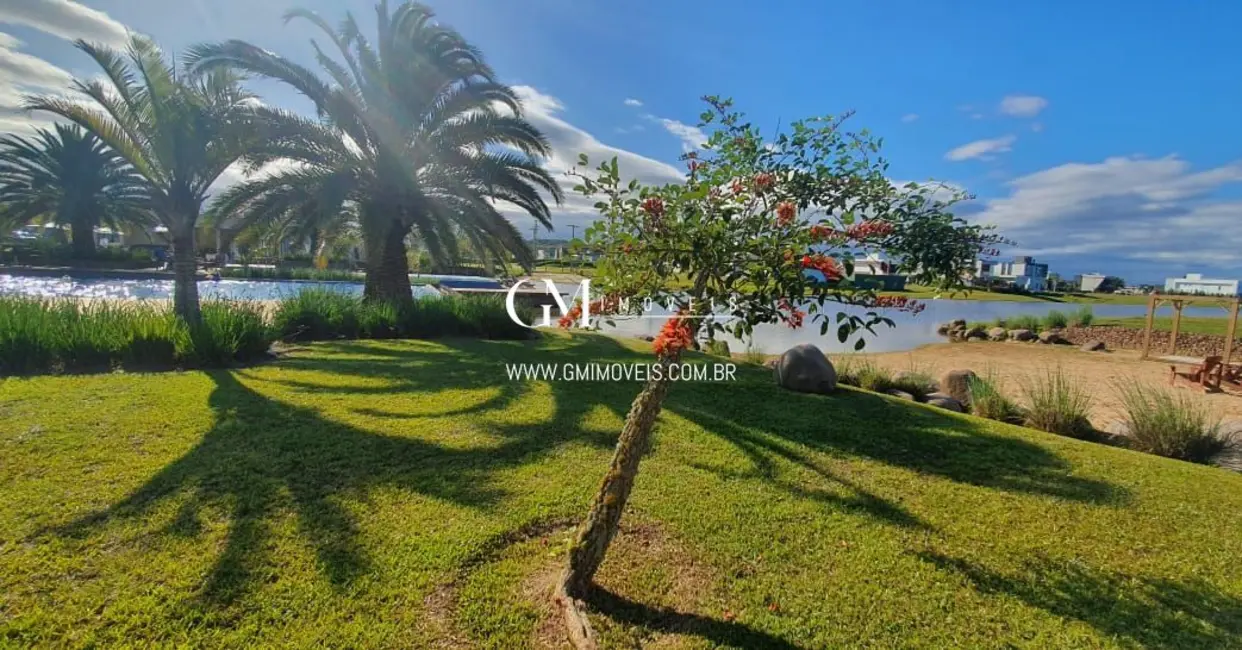 Foto 5 de Terreno / Lote à venda, 470m2 em Torres - RS