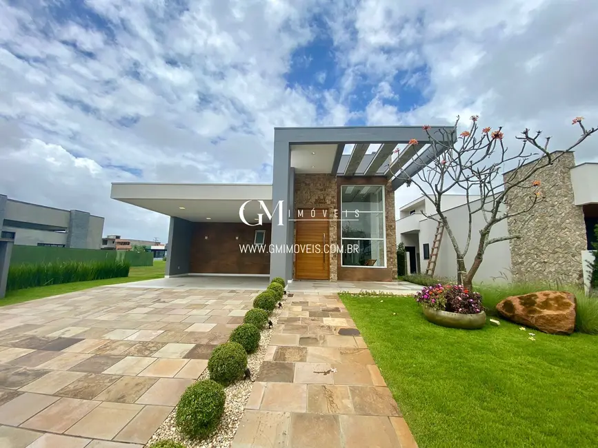 Foto 1 de Casa com 3 quartos à venda, 200m2 em Torres - RS