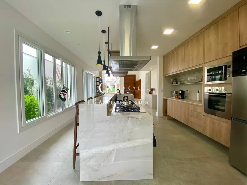 Casa com 3 quartos à venda, 200m2 em Torres - RS - imagem 6 Foto 6 de Casa com 3 quartos à venda, 200m2 em Torres - RS