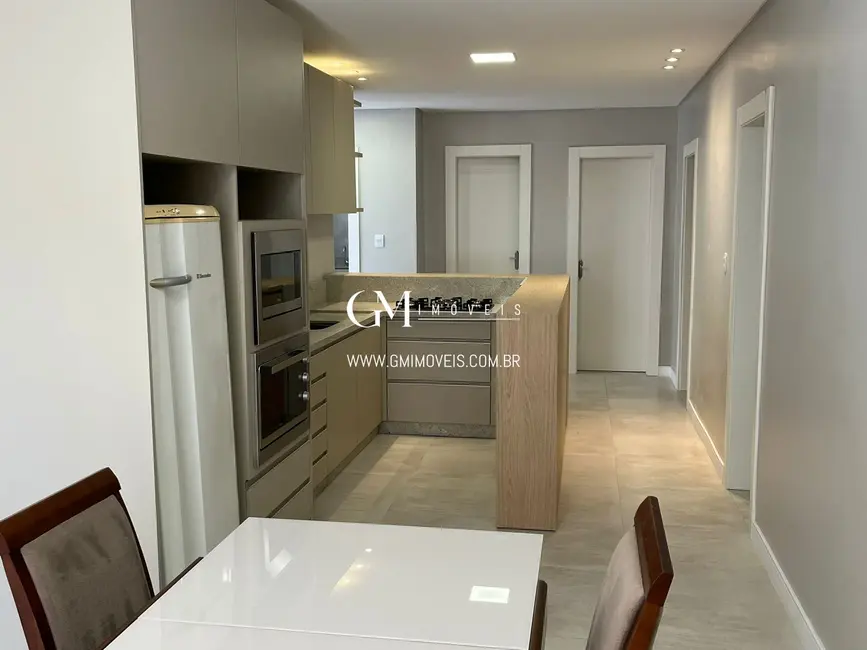 Apartamento com 3 quartos à venda, 130m2 em Torres - RS - imagem 4 Foto 4 de Apartamento com 3 quartos à venda, 130m2 em Torres - RS