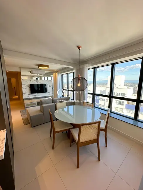 Foto 1 de Apartamento com 2 quartos à venda, 78m2 em Centro, Torres - RS