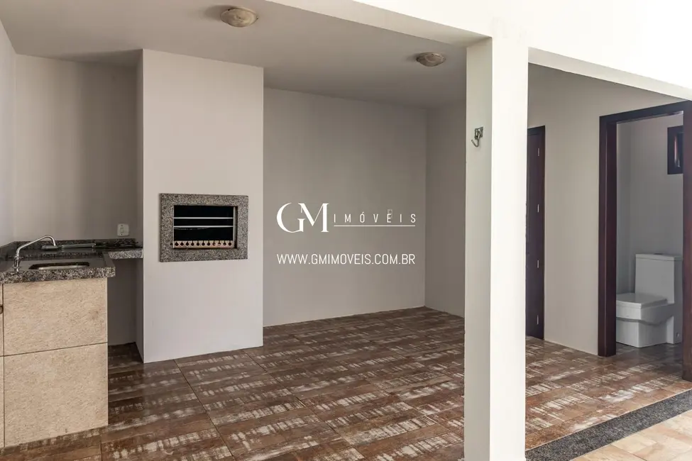 Casa com 3 quartos à venda, 200m2 em Torres - RS - imagem 7 Foto 7 de Casa com 3 quartos à venda, 200m2 em Torres - RS
