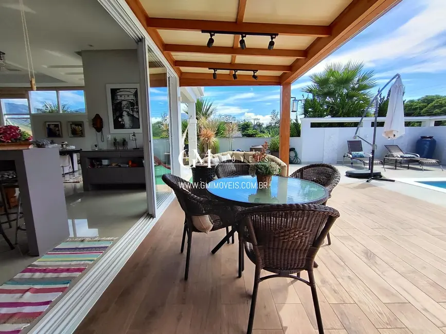 Foto 7 de Casa com 3 quartos à venda, 410m2 em Centro, Praia Grande - SC