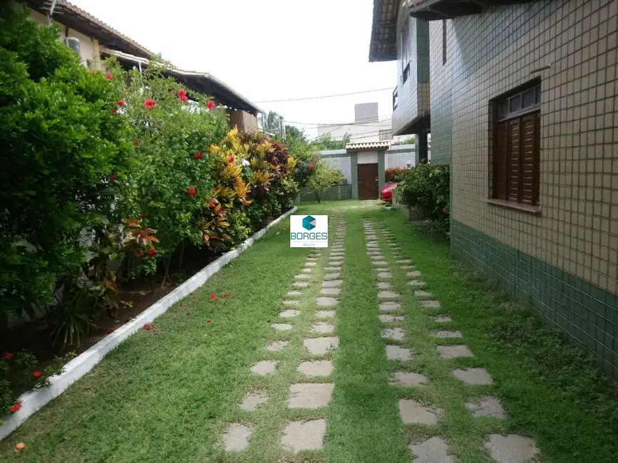 Casa com 5 quartos à venda, 850m2 em Itapuã, Salvador - BA - imagem 3 Foto 3 de Casa com 5 quartos à venda, 850m2 em Itapuã, Salvador - BA