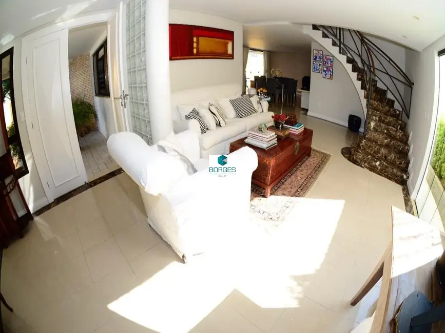 Foto 2 de Casa com 6 quartos à venda e para alugar, 600m2 em Itaigara, Salvador - BA