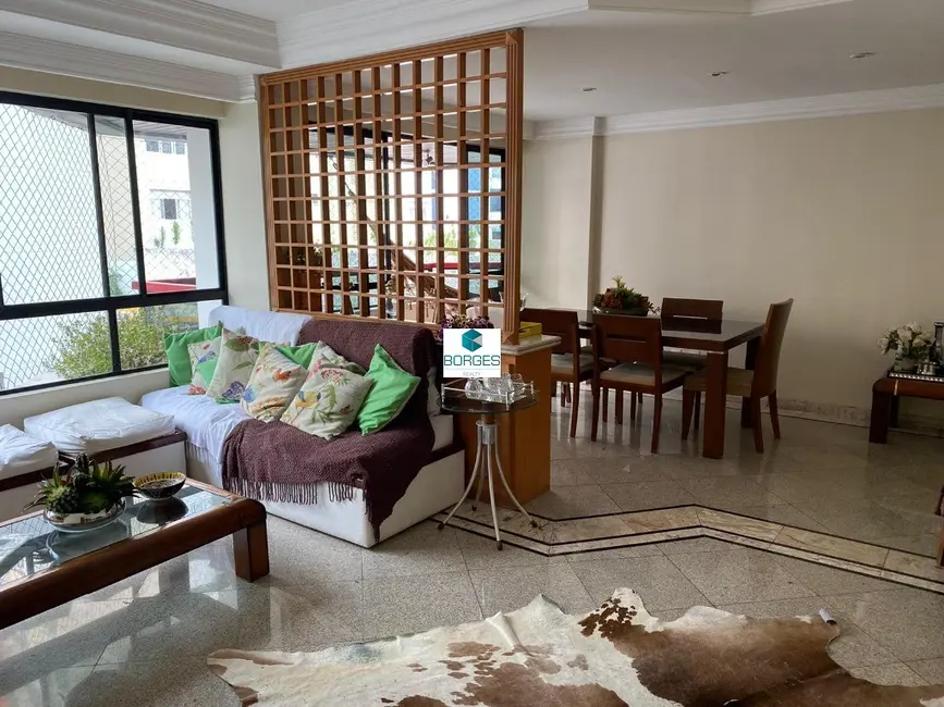 Foto 2 de Apartamento com 4 quartos à venda, 185m2 em Canela, Salvador - BA