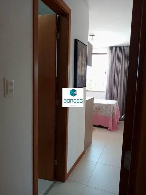 Foto 14 de Apartamento com 6 quartos à venda, 272m2 em Camacari - BA