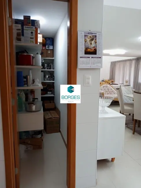 Foto 35 de Apartamento com 6 quartos à venda, 272m2 em Camacari - BA