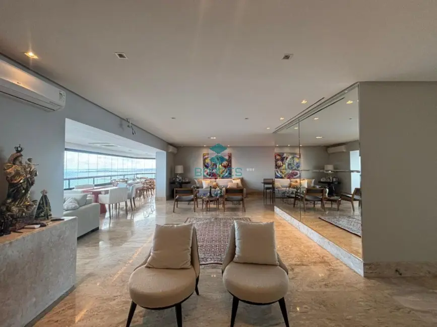 Foto 1 de Apartamento com 4 quartos à venda, 300m2 em Vitória, Salvador - BA