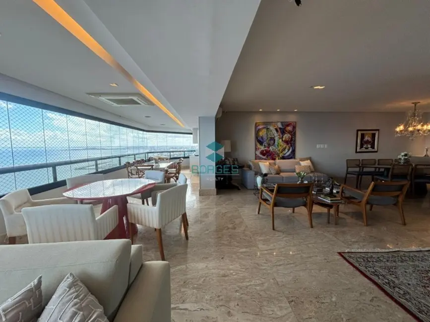 Foto 2 de Apartamento com 4 quartos à venda, 300m2 em Vitória, Salvador - BA