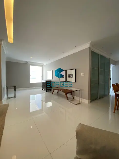 Foto 6 de Casa com 4 quartos à venda, 650m2 em Camacari - BA