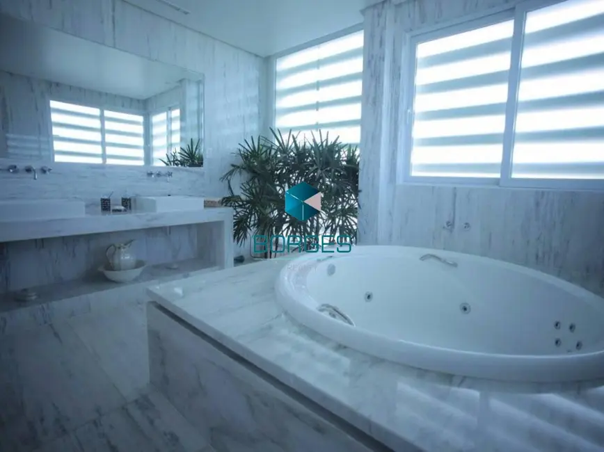 Casa de Condomínio com 5 quartos à venda, 1000m2 em Alphaville II, Salvador - BA - imagem 8 Foto 8 de Casa de Condomínio com 5 quartos à venda, 1000m2 em Alphaville II, Salvador - BA