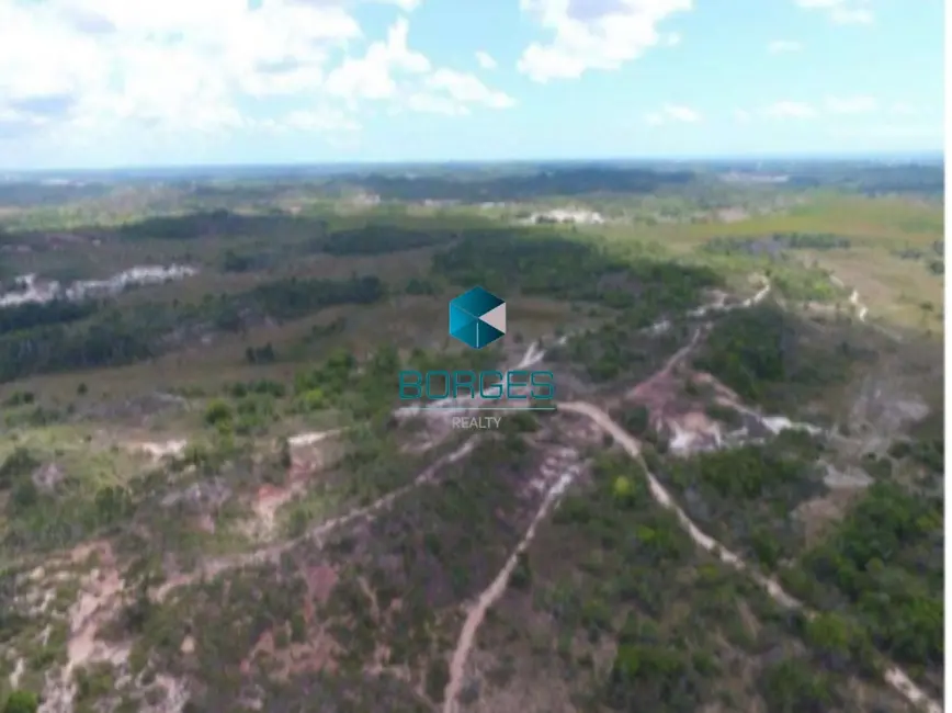 Foto 1 de Terreno / Lote à venda, 70167m2 em Camacari - BA