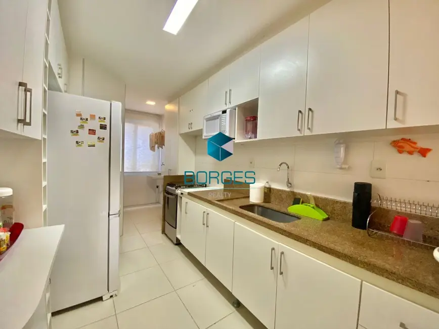 Foto 9 de Apartamento com 3 quartos à venda, 108m2 em Camacari - BA