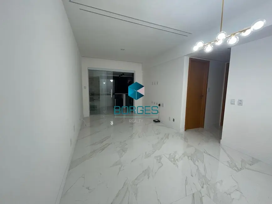 Foto 2 de Apartamento com 2 quartos à venda, 78m2 em Canela, Salvador - BA