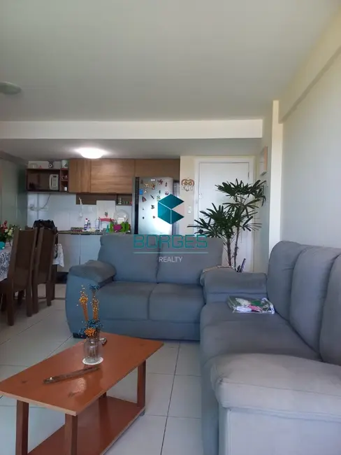 Foto 2 de Apartamento com 2 quartos à venda, 61m2 em Camacari - BA