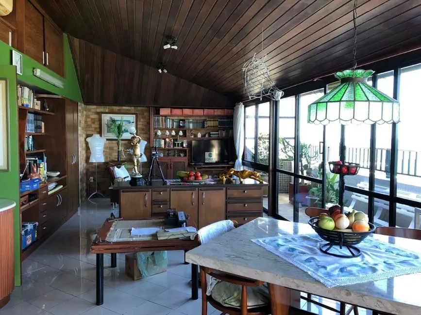 Apartamento com 2 quartos à venda, 250m2 em Ondina, Salvador - BA - imagem 6 Foto 6 de Apartamento com 2 quartos à venda, 250m2 em Ondina, Salvador - BA