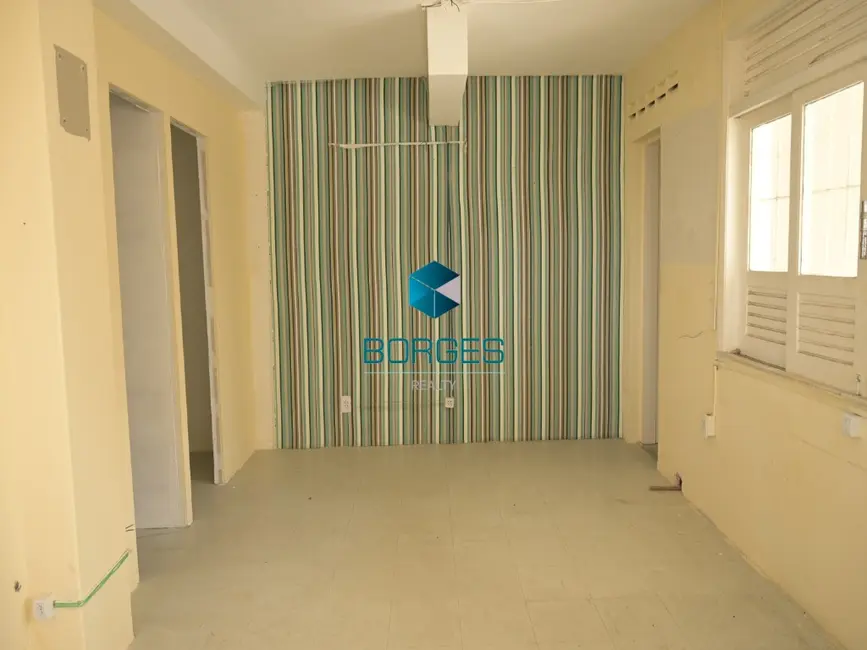 Casa com 8 quartos à venda e para alugar, 670m2 em Pituba, Salvador - BA - imagem 9 Foto 9 de Casa com 8 quartos à venda e para alugar, 670m2 em Pituba, Salvador - BA