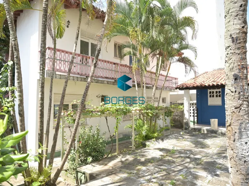 Foto 1 de Casa com 8 quartos à venda, 670m2 em Pituba, Salvador - BA