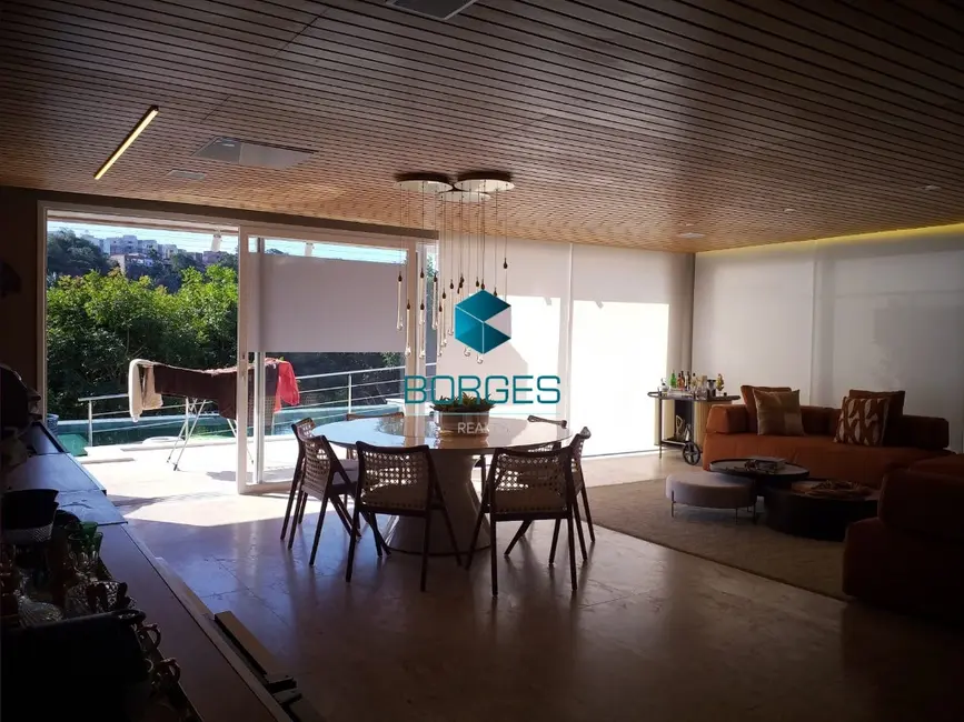 Casa de Condomínio com 4 quartos à venda, 498m2 em Alphaville II, Salvador - BA - imagem 4 Foto 4 de Casa de Condomínio com 4 quartos à venda, 498m2 em Alphaville II, Salvador - BA