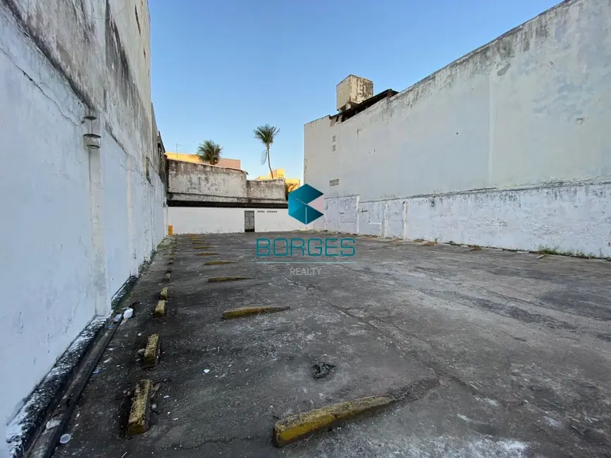 Terreno / Lote à venda, 450m2 em Pituba, Salvador - BA - imagem 5 Foto 5 de Terreno / Lote à venda, 450m2 em Pituba, Salvador - BA