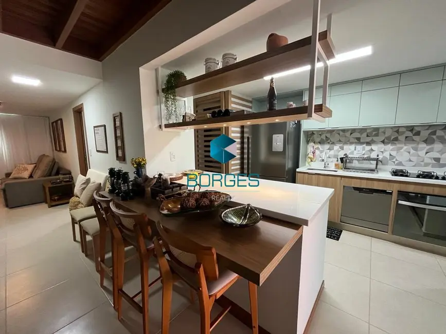 Foto 2 de Apartamento com 4 quartos à venda, 118m2 em Camacari - BA