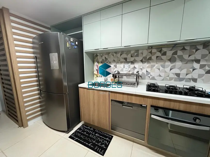 Foto 6 de Apartamento com 4 quartos à venda, 118m2 em Camacari - BA