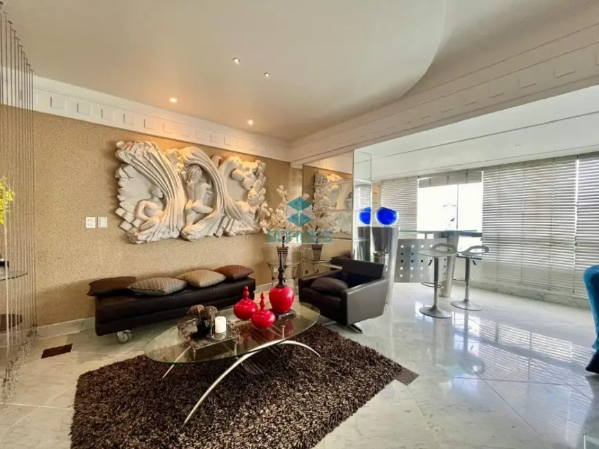 Foto 1 de Apartamento com 4 quartos à venda, 210m2 em Horto Florestal, Salvador - BA