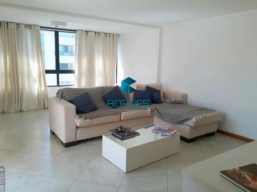 Apartamento com 4 quartos à venda, 220m2 em Pituba, Salvador - BA - imagem 5 Foto 5 de Apartamento com 4 quartos à venda, 220m2 em Pituba, Salvador - BA