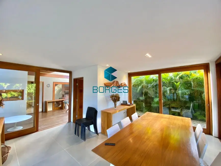 Casa de Condomínio com 7 quartos à venda, 600m2 em Mata De Sao Joao - BA - imagem 2 Foto 2 de Casa de Condomínio com 7 quartos à venda, 600m2 em Mata De Sao Joao - BA