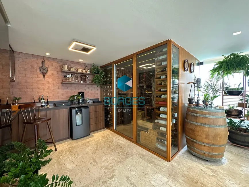 Apartamento com 4 quartos à venda, 275m2 em Ondina, Salvador - BA - imagem 5 Foto 5 de Apartamento com 4 quartos à venda, 275m2 em Ondina, Salvador - BA