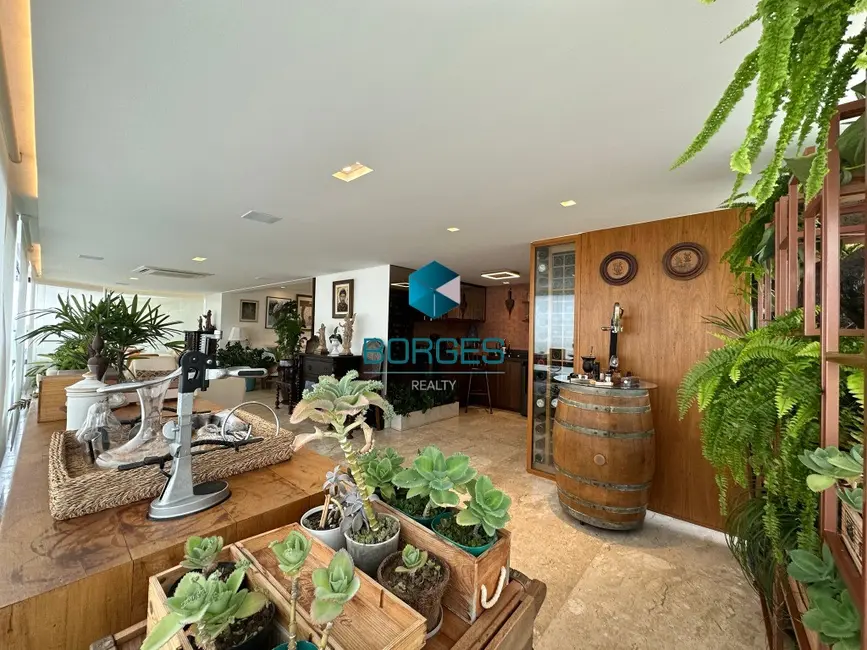 Apartamento com 4 quartos à venda, 275m2 em Ondina, Salvador - BA - imagem 8 Foto 8 de Apartamento com 4 quartos à venda, 275m2 em Ondina, Salvador - BA