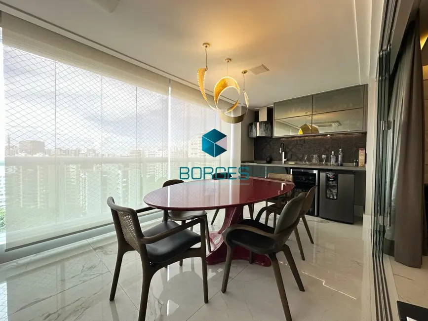 Foto 9 de Apartamento com 3 quartos à venda, 186m2 em Salvador - BA