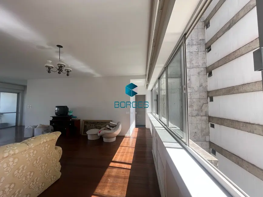 Foto 5 de Apartamento com 4 quartos à venda, 219m2 em Campo Grande, Salvador - BA
