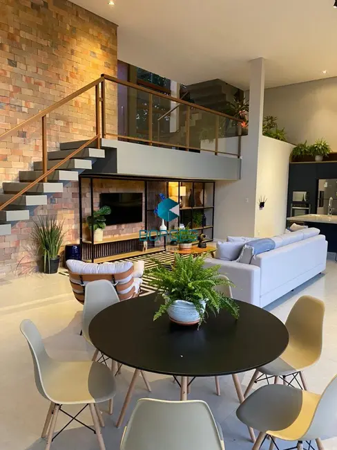 Casa de Condomínio com 5 quartos à venda, 380m2 em Mata De Sao Joao - BA - imagem 9 Foto 9 de Casa de Condomínio com 5 quartos à venda, 380m2 em Mata De Sao Joao - BA
