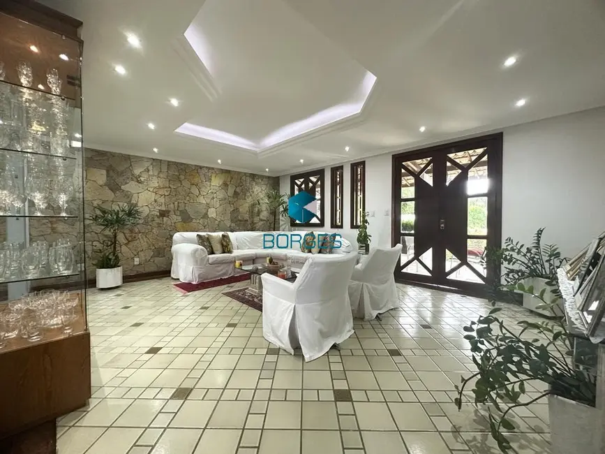 Casa de Condomínio com 4 quartos à venda, 600m2 em Piatã, Salvador - BA - imagem 3 Foto 3 de Casa de Condomínio com 4 quartos à venda, 600m2 em Piatã, Salvador - BA