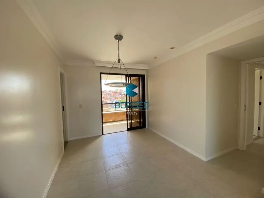 Apartamento com 4 quartos à venda, 160m2 em Jardim Apipema, Salvador - BA - imagem 9 Foto 9 de Apartamento com 4 quartos à venda, 160m2 em Jardim Apipema, Salvador - BA