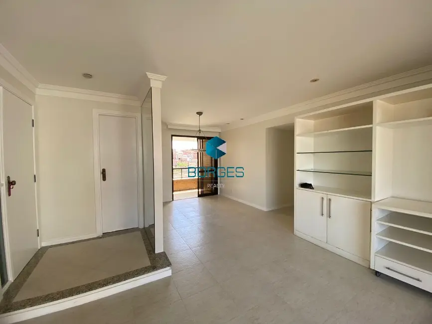 Apartamento com 4 quartos à venda, 160m2 em Jardim Apipema, Salvador - BA - imagem 7 Foto 7 de Apartamento com 4 quartos à venda, 160m2 em Jardim Apipema, Salvador - BA