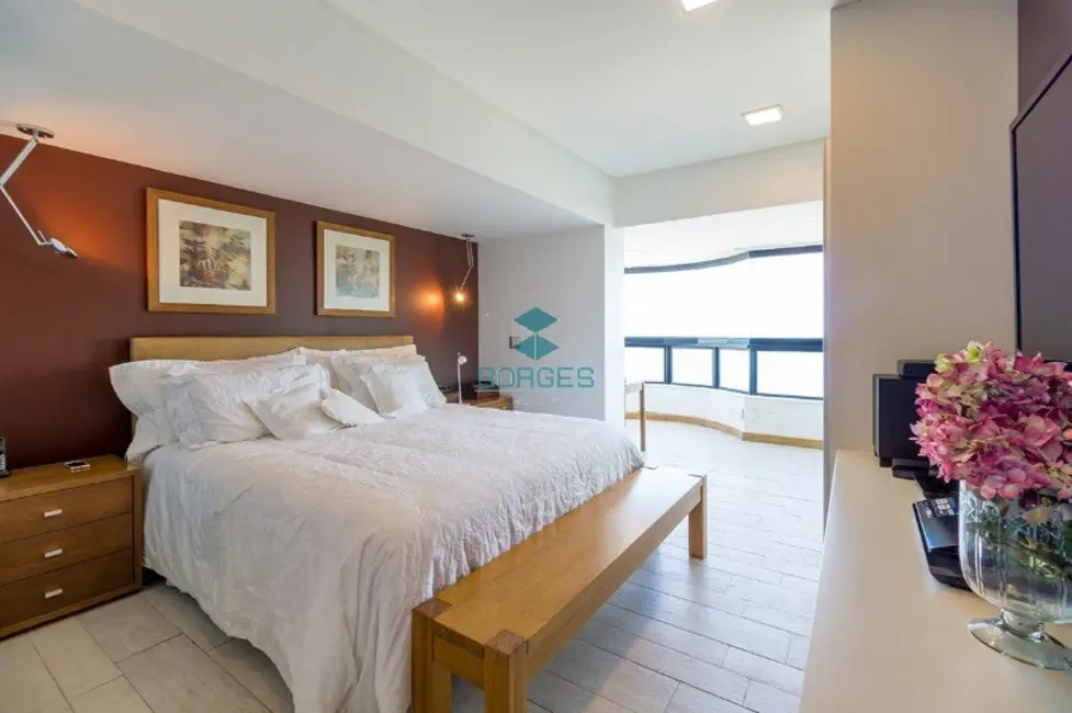 Apartamento com 4 quartos à venda, 224m2 em Ondina, Salvador - BA - imagem 6 Foto 6 de Apartamento com 4 quartos à venda, 224m2 em Ondina, Salvador - BA