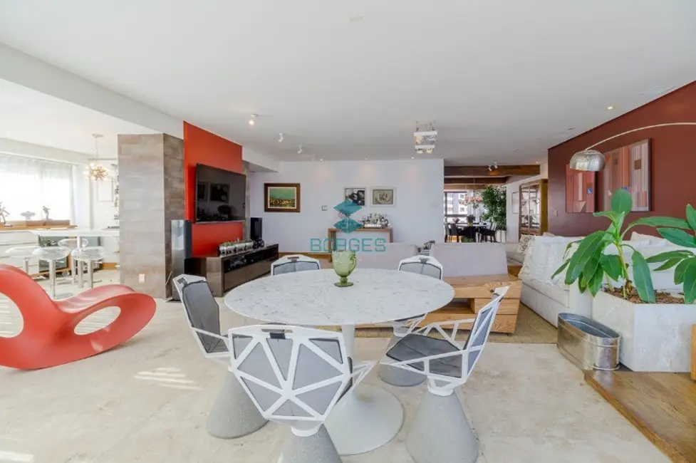 Apartamento com 4 quartos à venda, 224m2 em Ondina, Salvador - BA - imagem 3 Foto 3 de Apartamento com 4 quartos à venda, 224m2 em Ondina, Salvador - BA