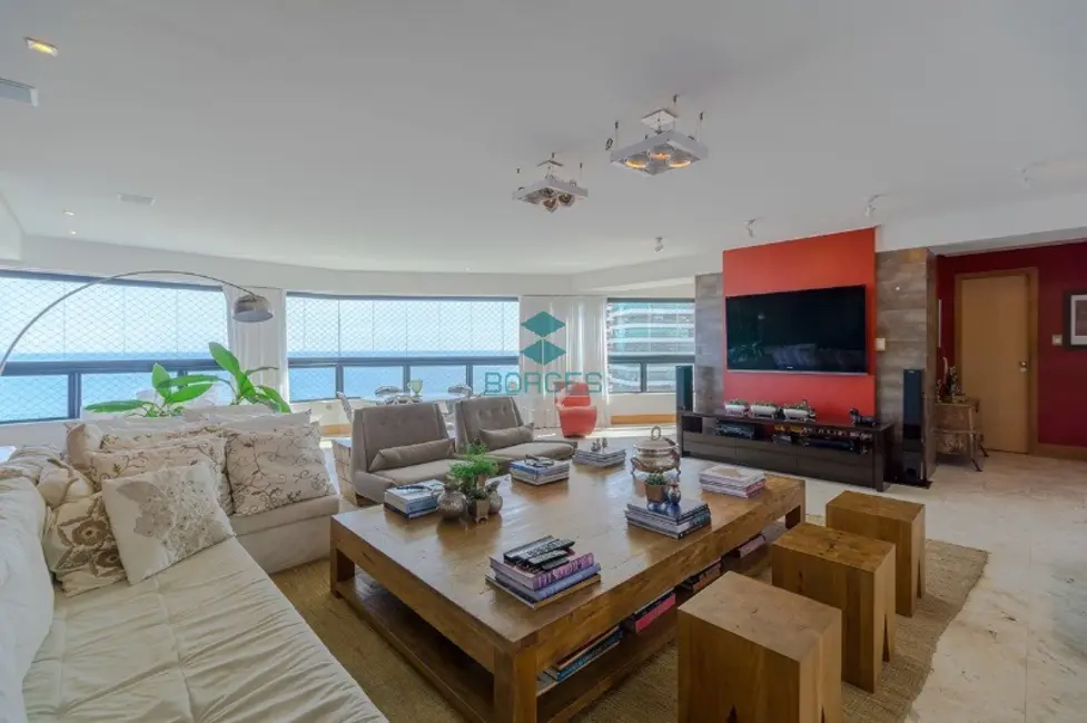 Foto 2 de Apartamento com 4 quartos à venda, 224m2 em Ondina, Salvador - BA