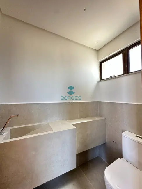 Casa de Condomínio com 5 quartos à venda, 304m2 em Mata De Sao Joao - BA - imagem 8 Foto 8 de Casa de Condomínio com 5 quartos à venda, 304m2 em Mata De Sao Joao - BA