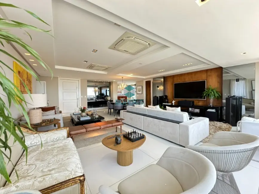 Apartamento com 3 quartos à venda, 328m2 em Pituba, Salvador - BA - imagem 9 Foto 9 de Apartamento com 3 quartos à venda, 328m2 em Pituba, Salvador - BA